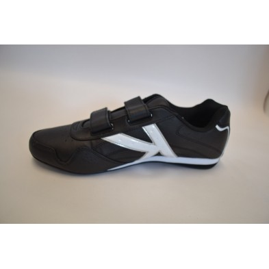 Kelme Traction velcro