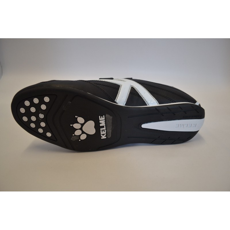 Kelme Traction velcro