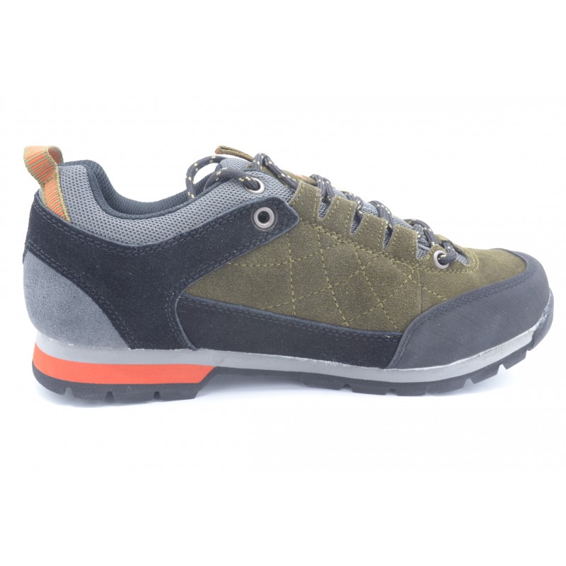 Praylas Layna Kaki/Negro - Zapatilla Treking con membrana impermeable