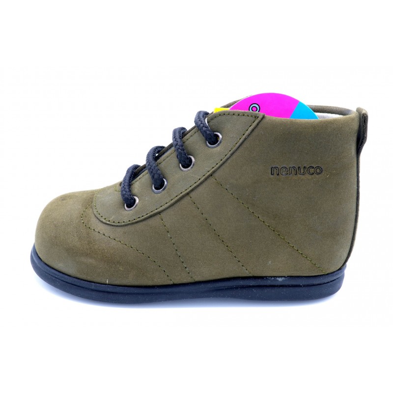 Nenuco 1132 - Bota unisex de piel con plantilla anatómica