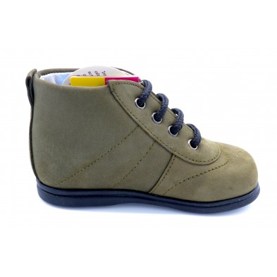 Nenuco 1132 - Bota unisex de piel con plantilla anatómica