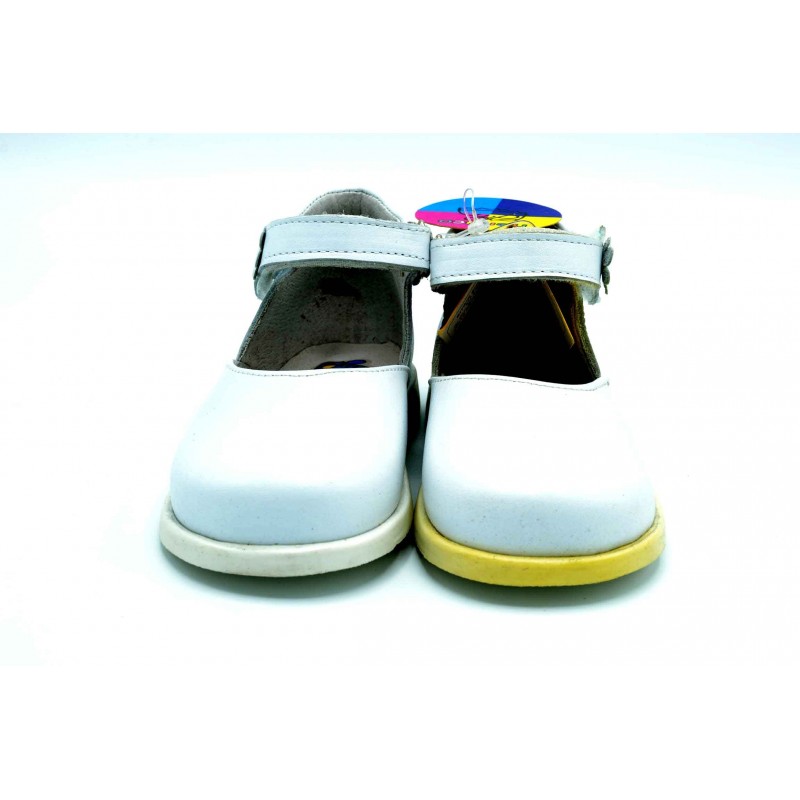 Nenuco 1102 Blanco | Zapato de piel para niña (T)