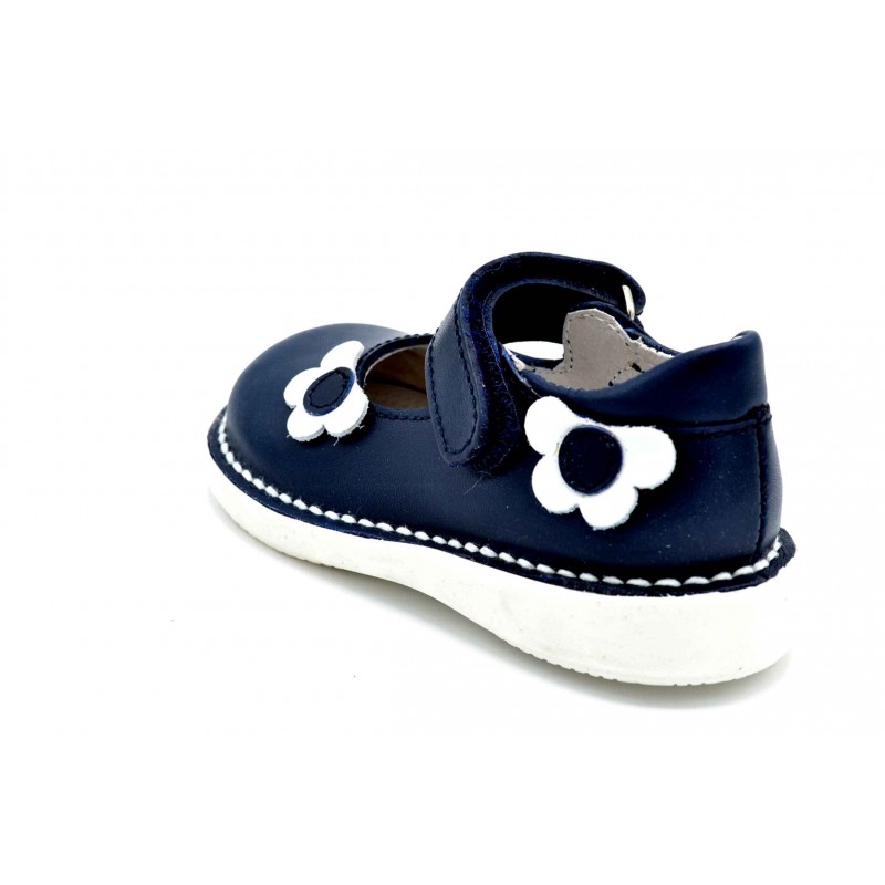 Nenuco 4287 Azul | Mercedita de piel para niña