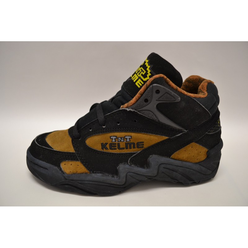 Kelme Futuro