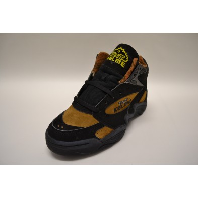 Kelme Futuro