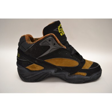 Kelme Futuro